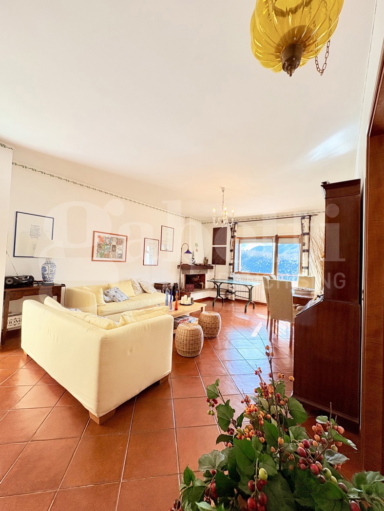 Villa con giardino a Segni