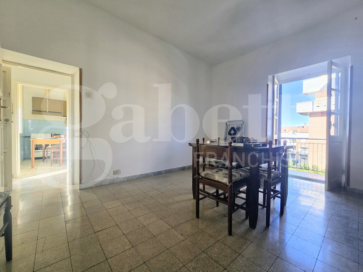 Trilocale da ristrutturare a Colleferro