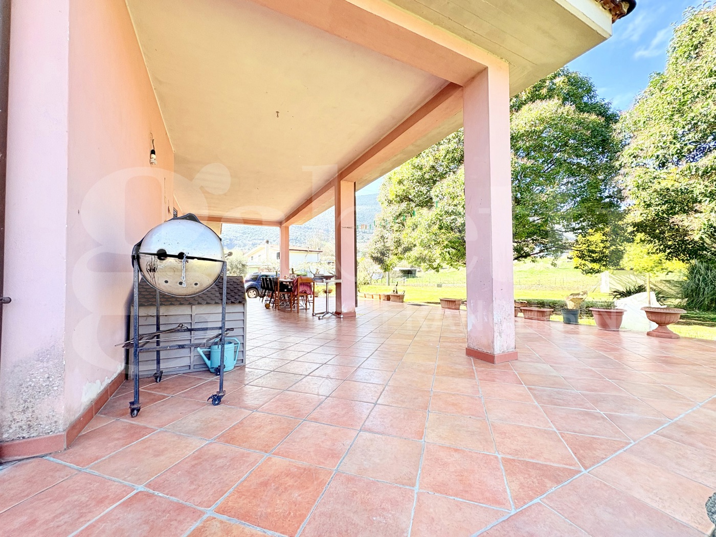 Villa con giardino a Segni