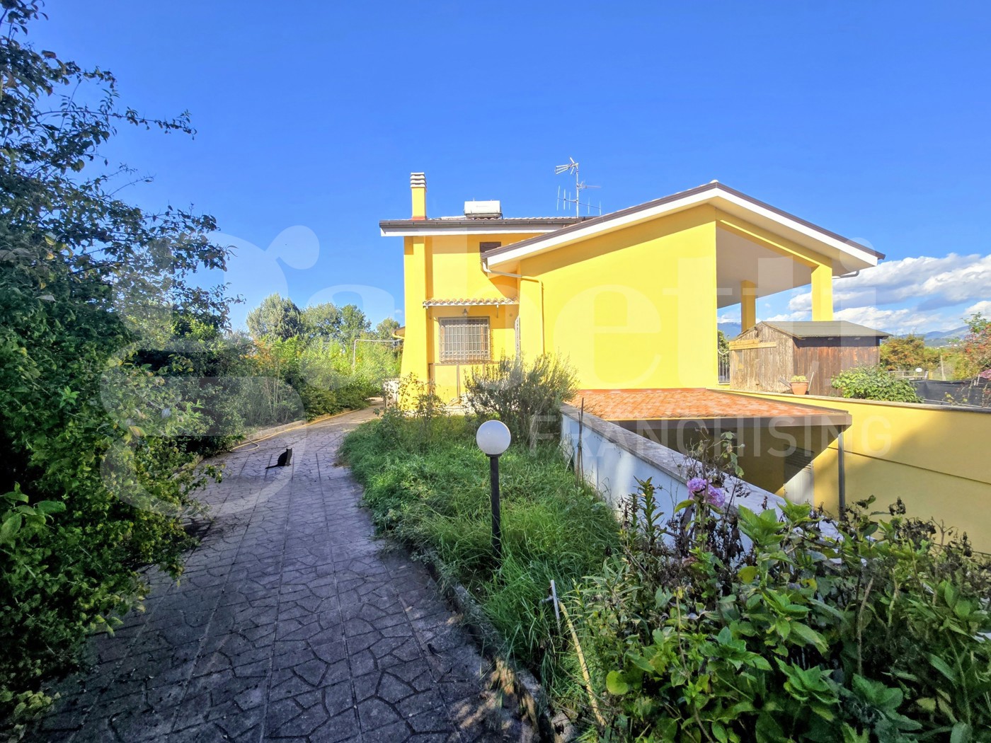 Villa con giardino a Paliano