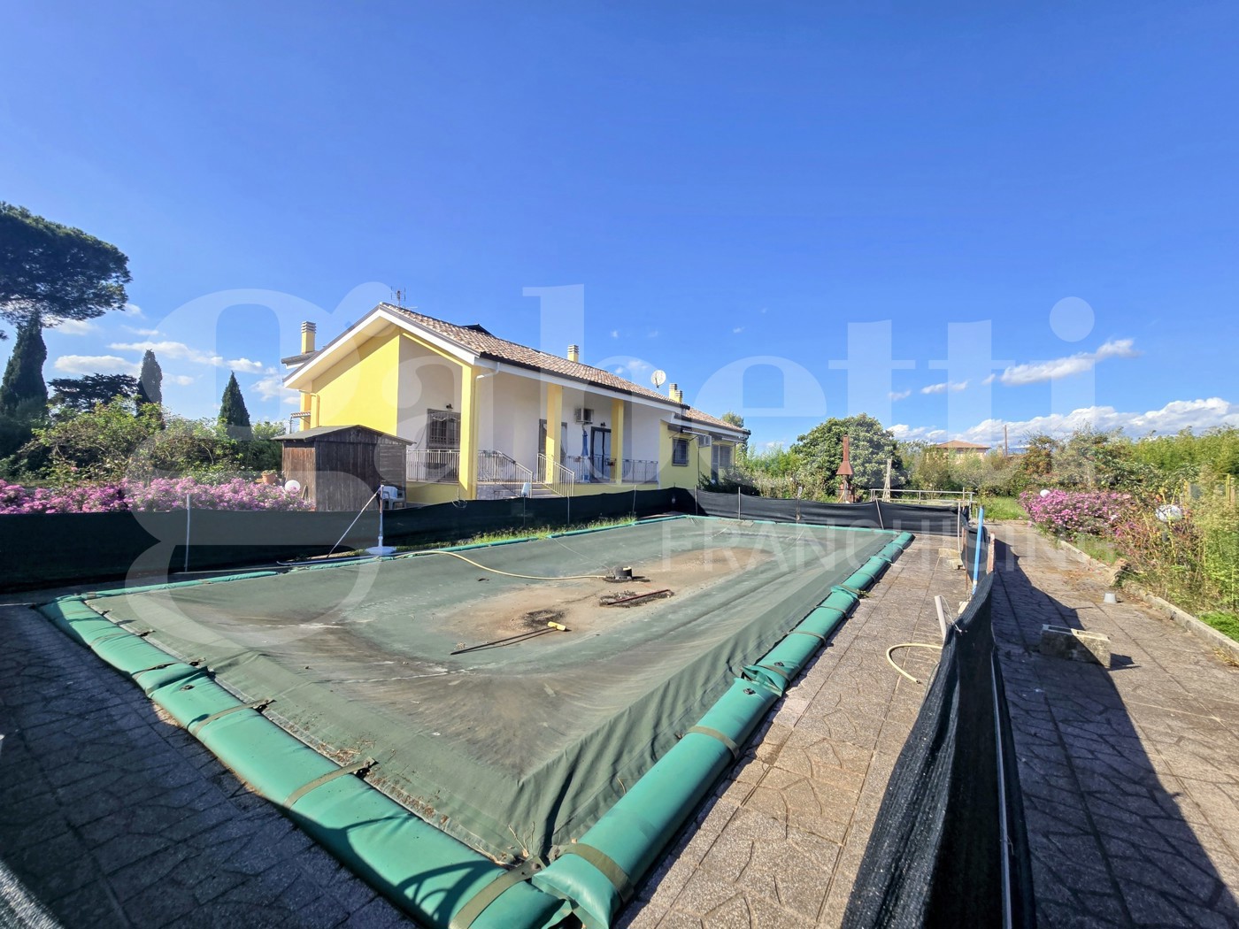 Villa con giardino a Paliano