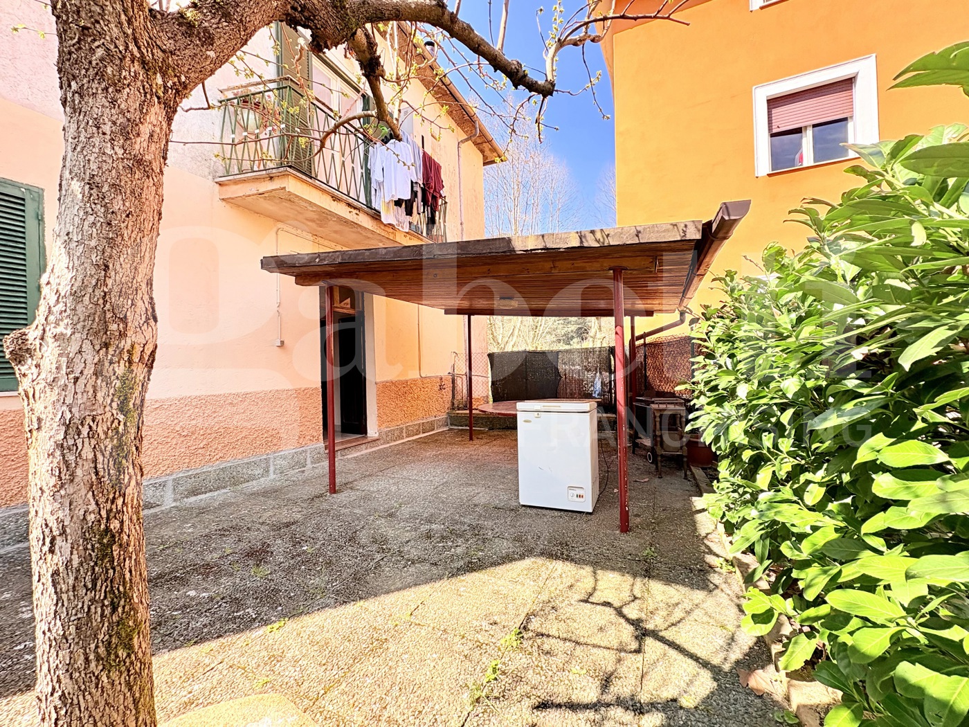 Bilocale con giardino a Montelanico