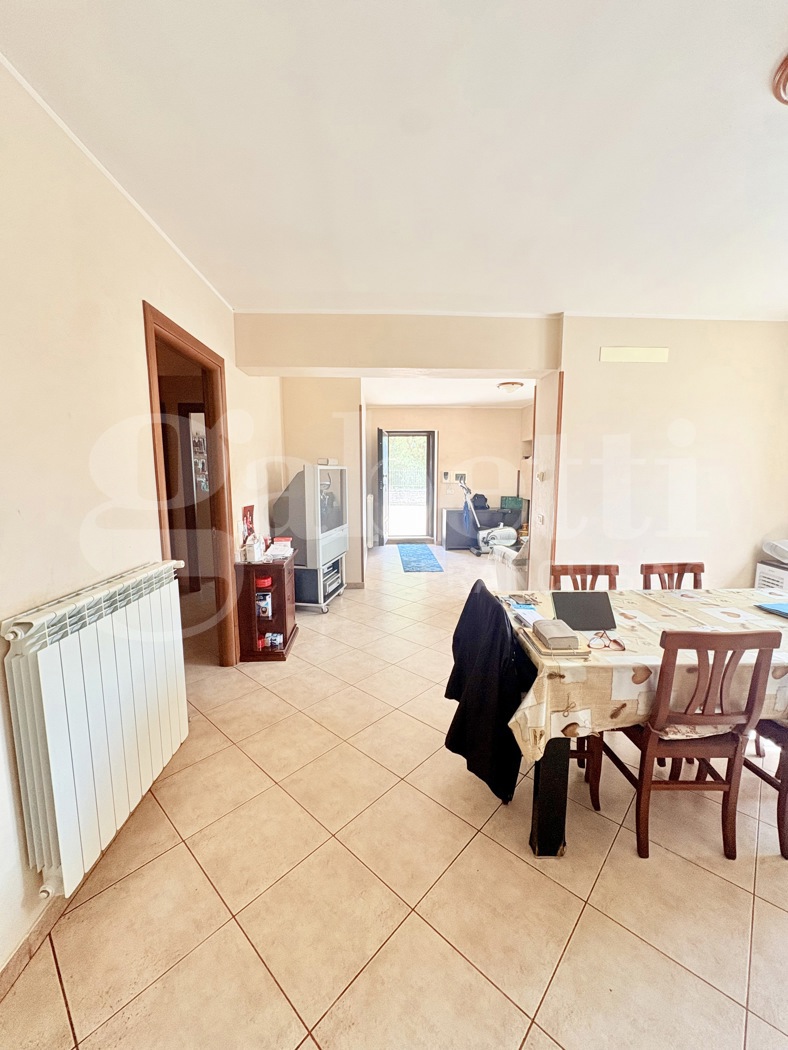Villa con giardino a Gavignano