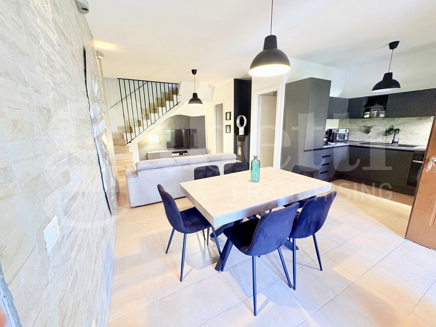 Villa con giardino a Colleferro