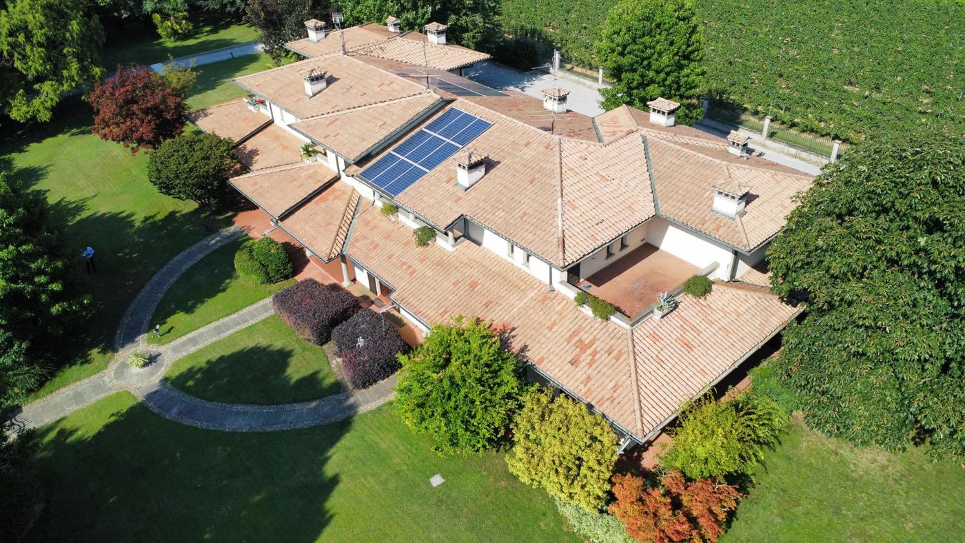Villa Bifamiliare con box doppio a Cazzago San Martino