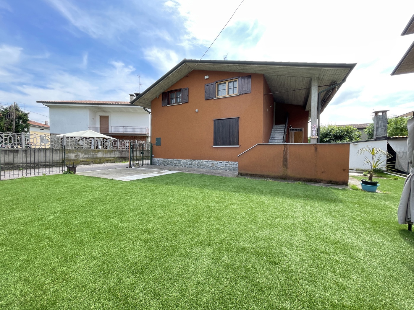 Villa Bifamiliare con giardino a Palazzolo sull'Oglio