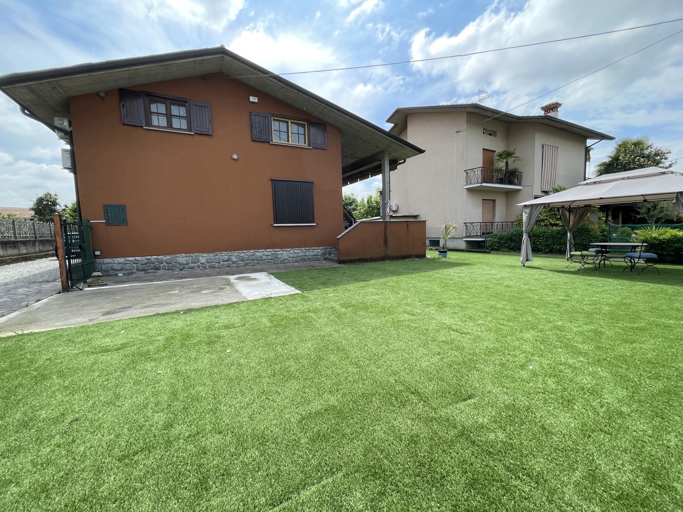 Villa Bifamiliare con giardino a Palazzolo sull'Oglio