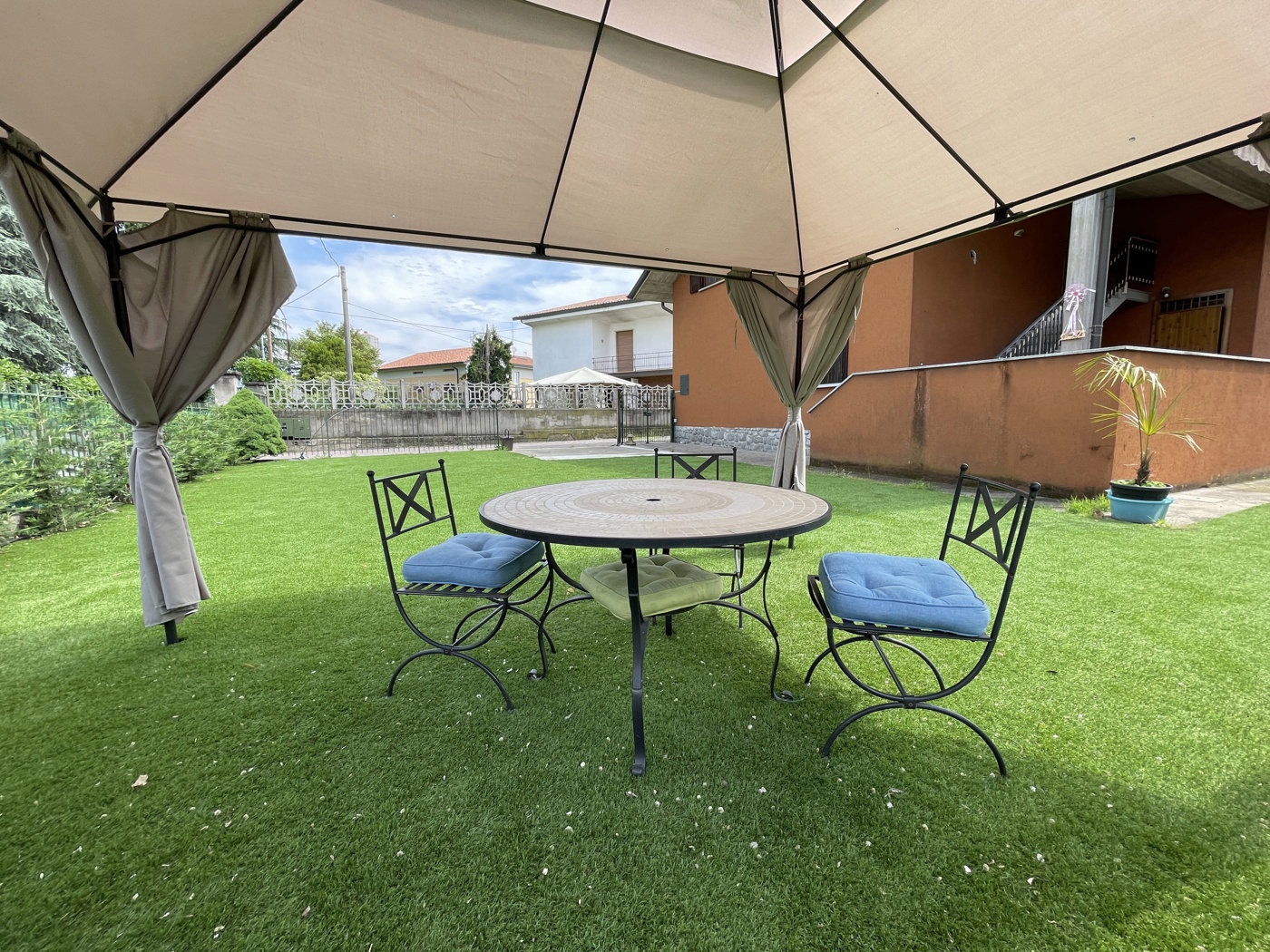 Villa Bifamiliare con giardino a Palazzolo sull'Oglio