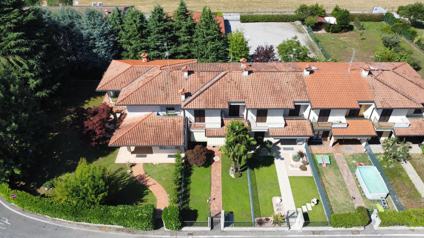 Villa con giardino a Palazzolo sull'Oglio