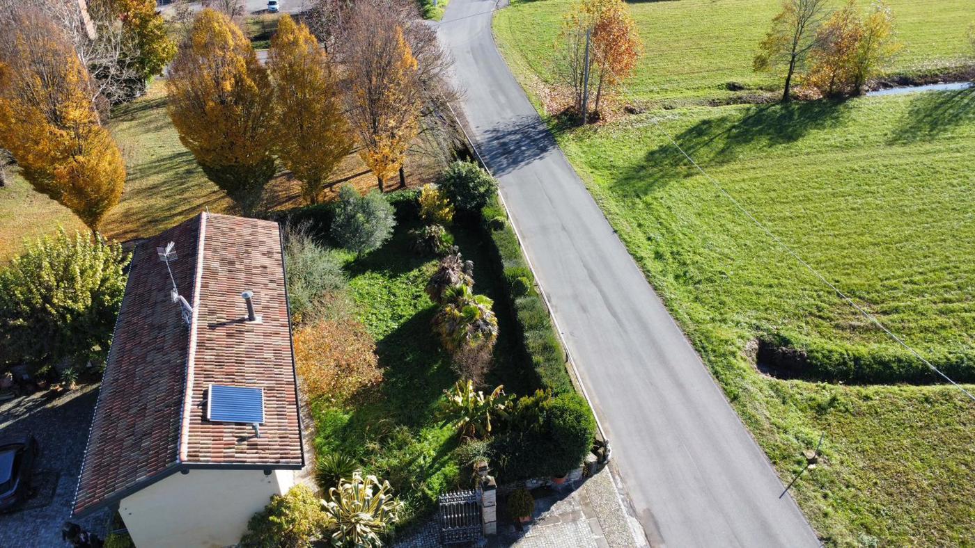 Villa con giardino a Adro