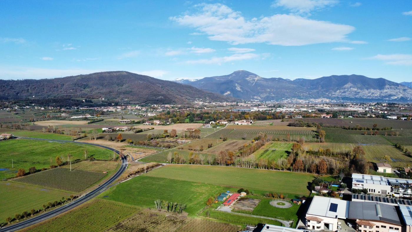 Villa con giardino a Adro