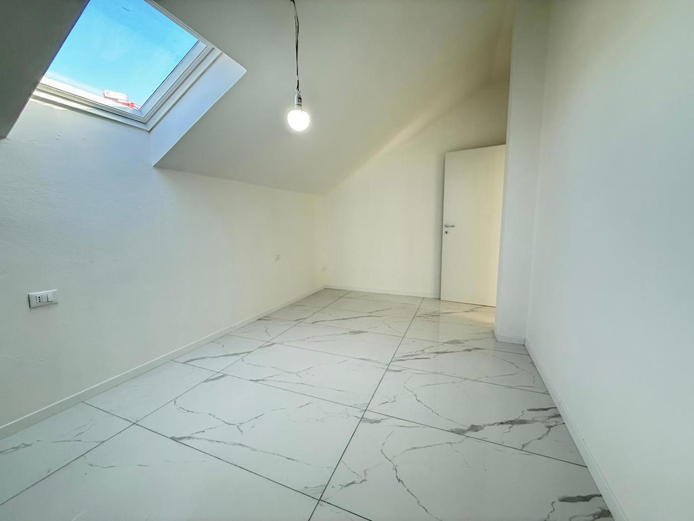 Attico ristrutturato a Rovato