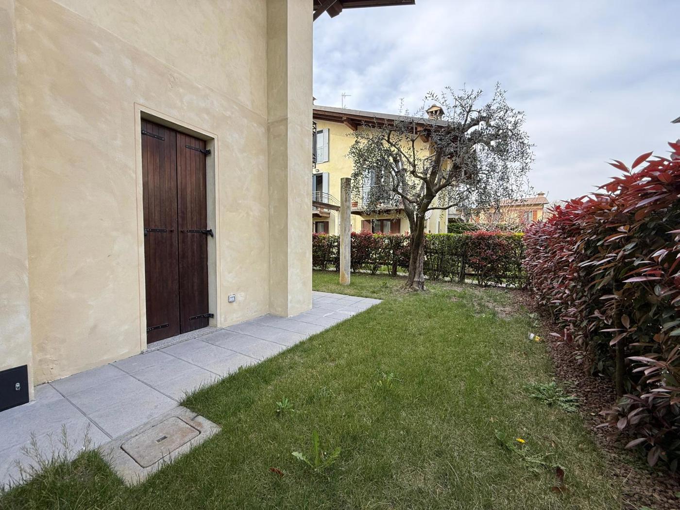 Trilocale con giardino a Corte Franca