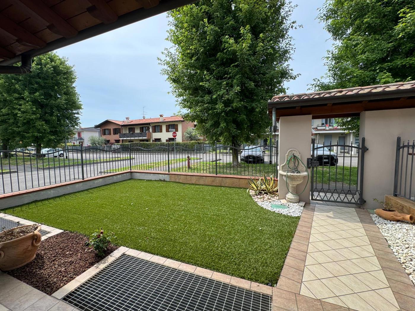 Villa Bifamiliare con giardino a Coccaglio