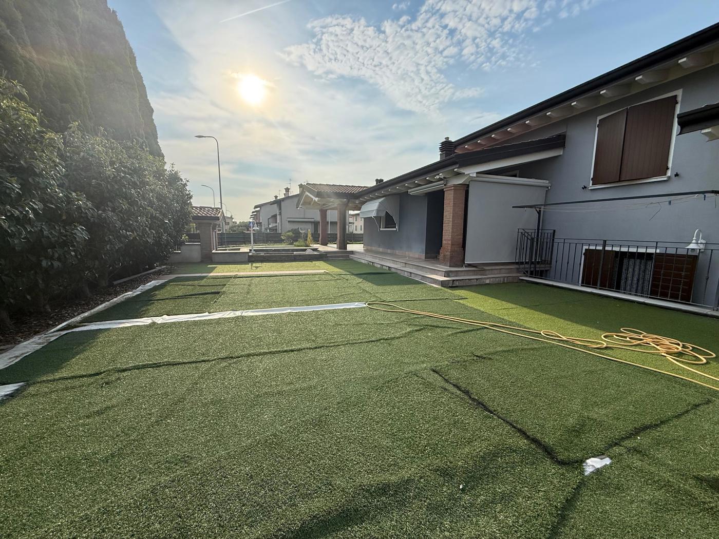 Villa con giardino a Trenzano
