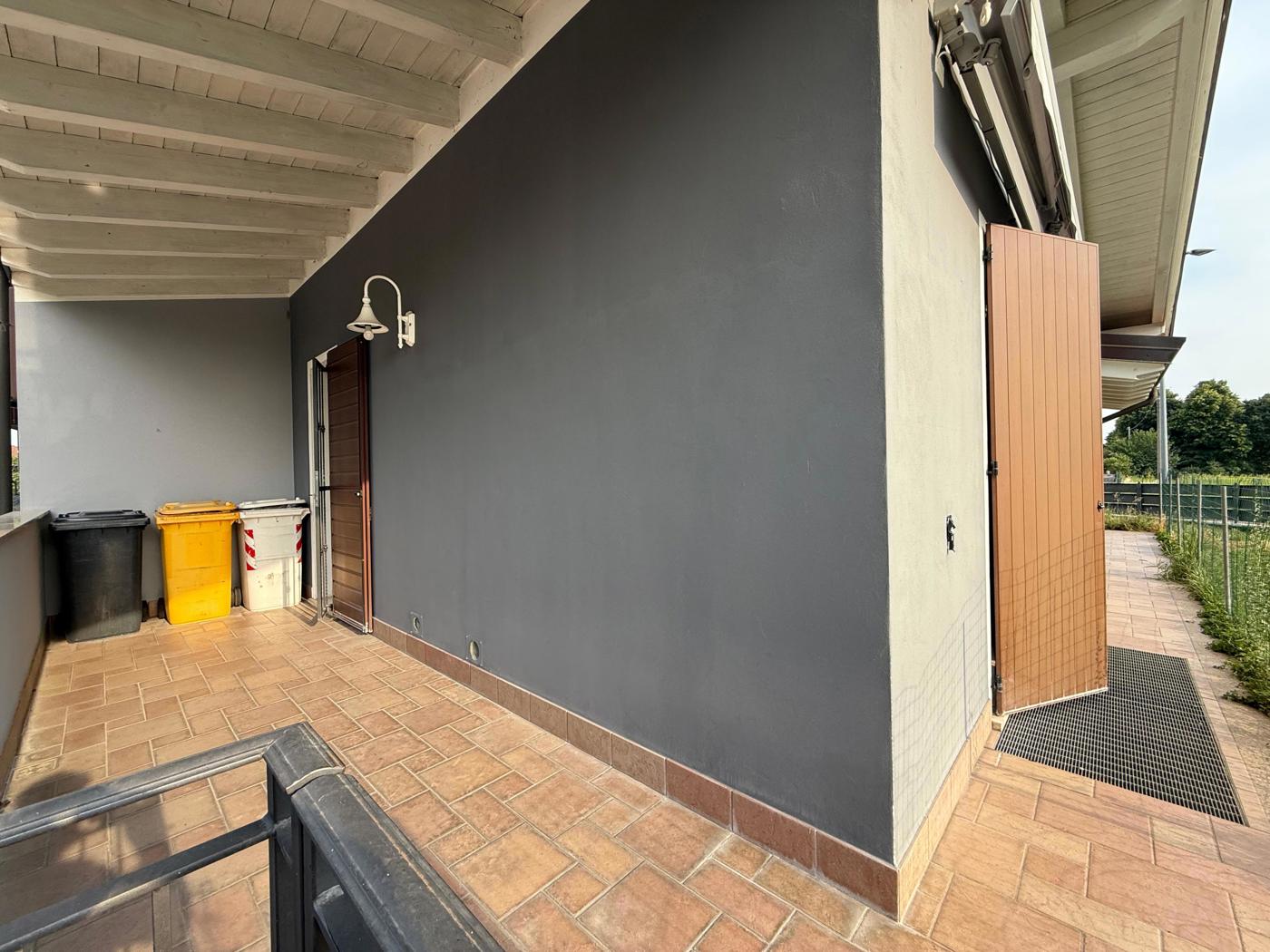 Villa con giardino a Trenzano