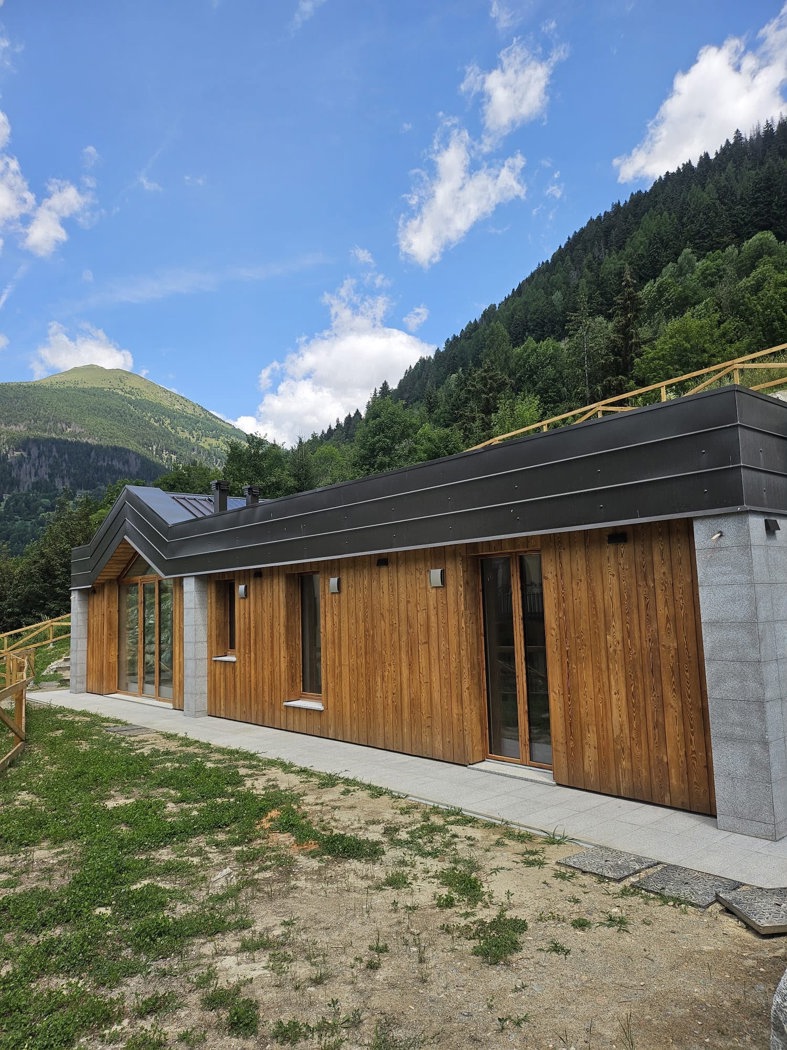 Villa con giardino a Ponte di Legno
