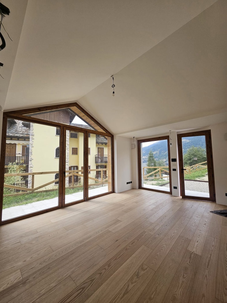 Villa con giardino a Ponte di Legno