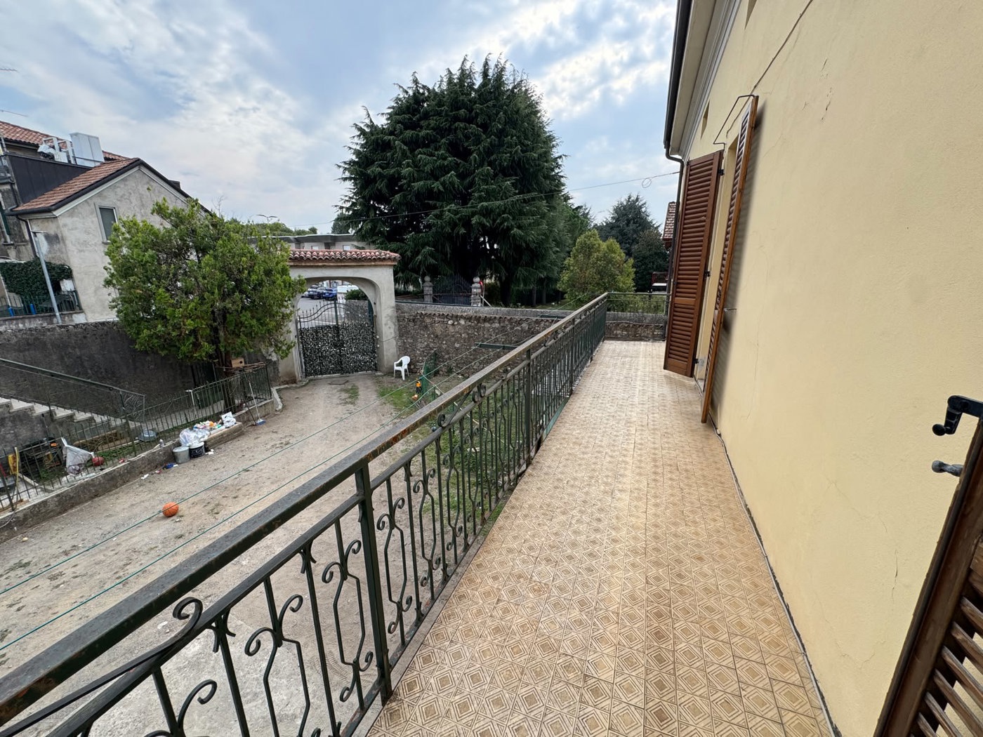 Trilocale con giardino a Adro