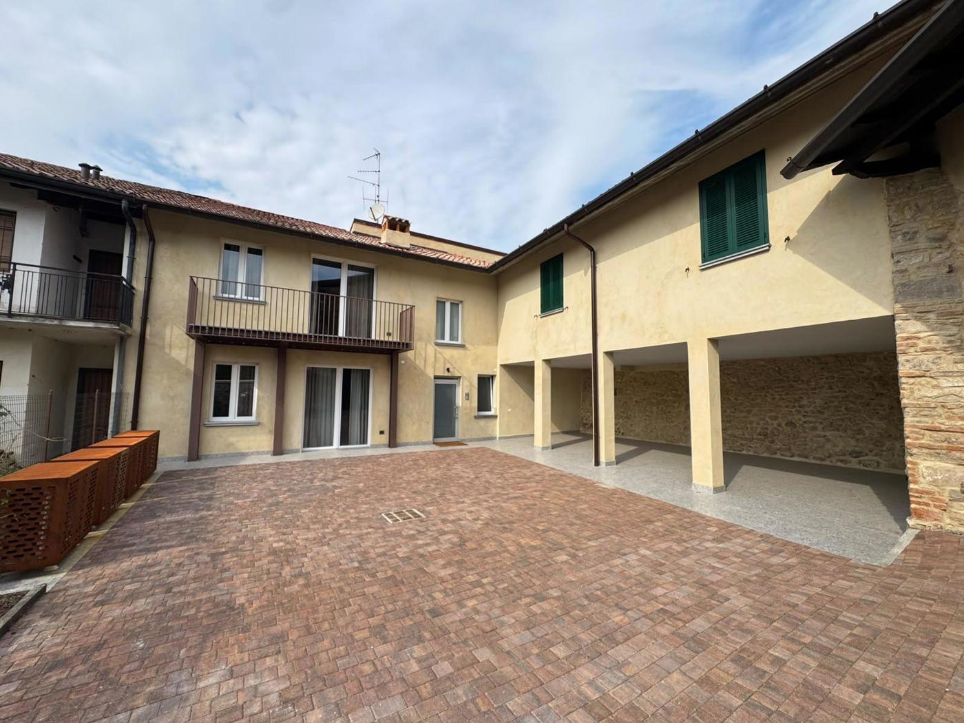 Trilocale in vendita a Adro