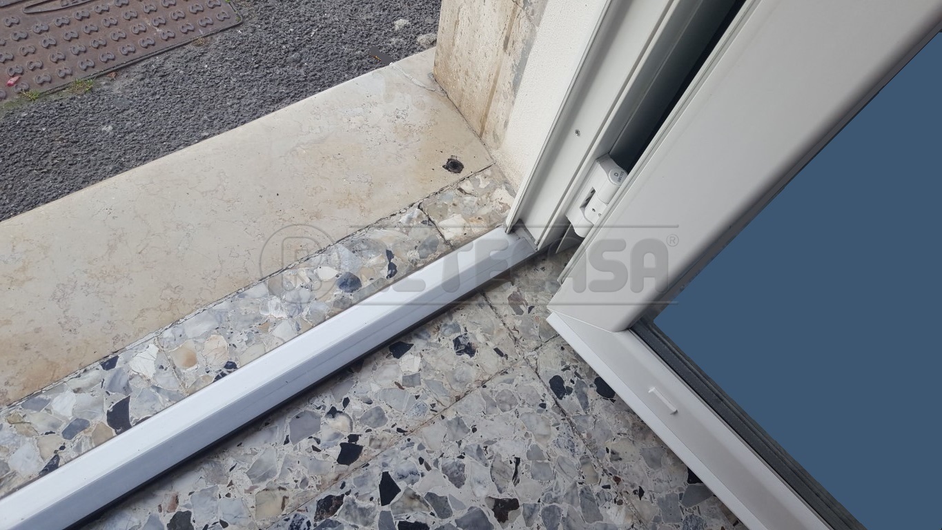 Locale commerciale in vendita in corso giuseppe garibaldi 178, Viareggio