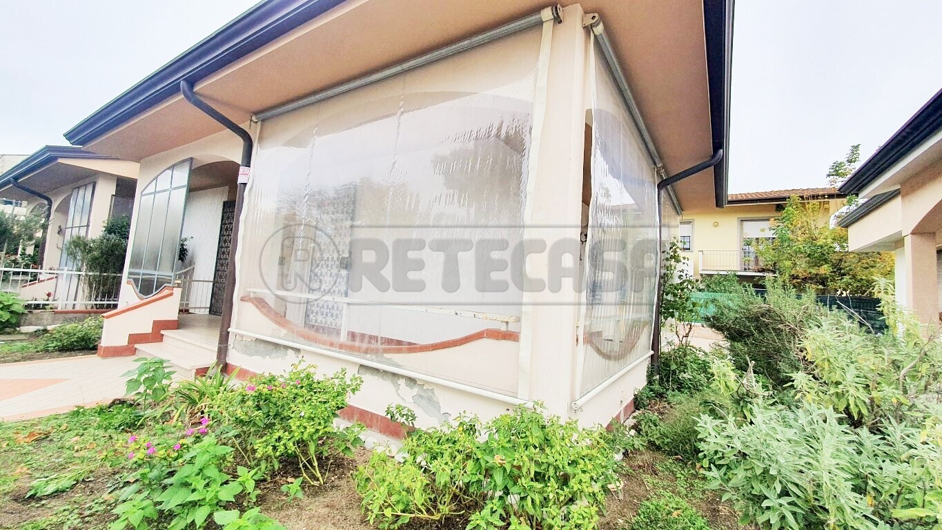 Casa indipendente con giardino, Viareggio torre del lago