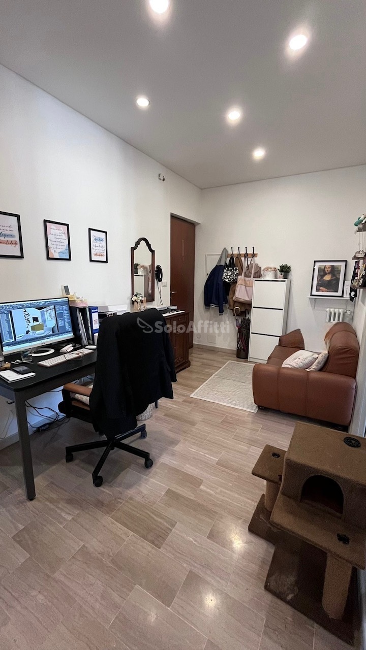 Appartamento con giardino in via sestriere 33, Torino