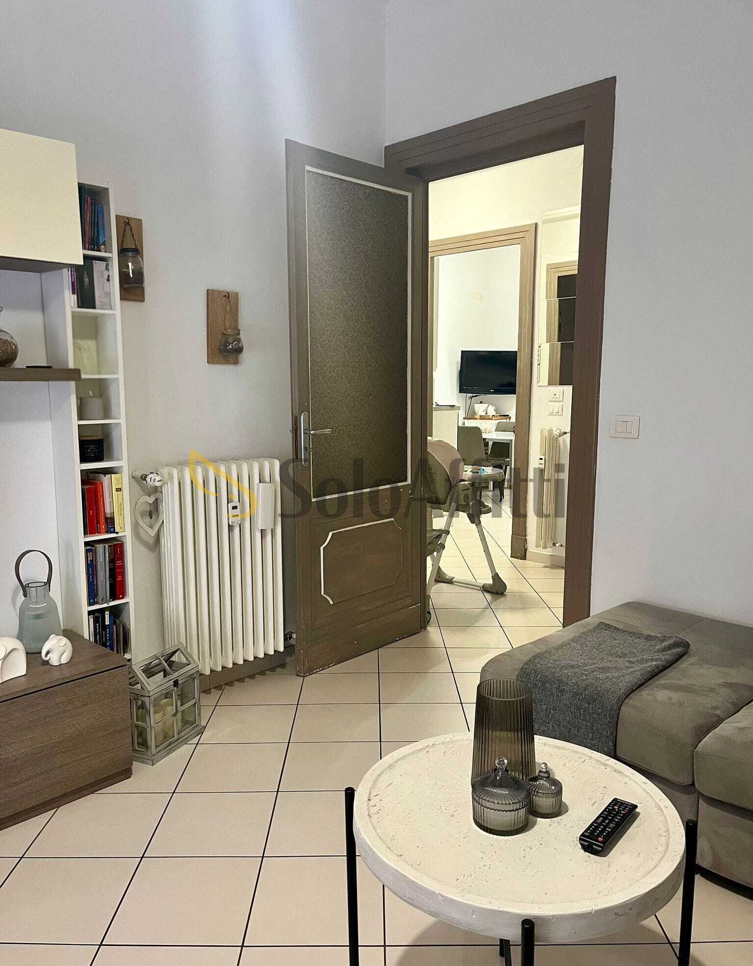 Trilocale ristrutturato in via arona, Torino