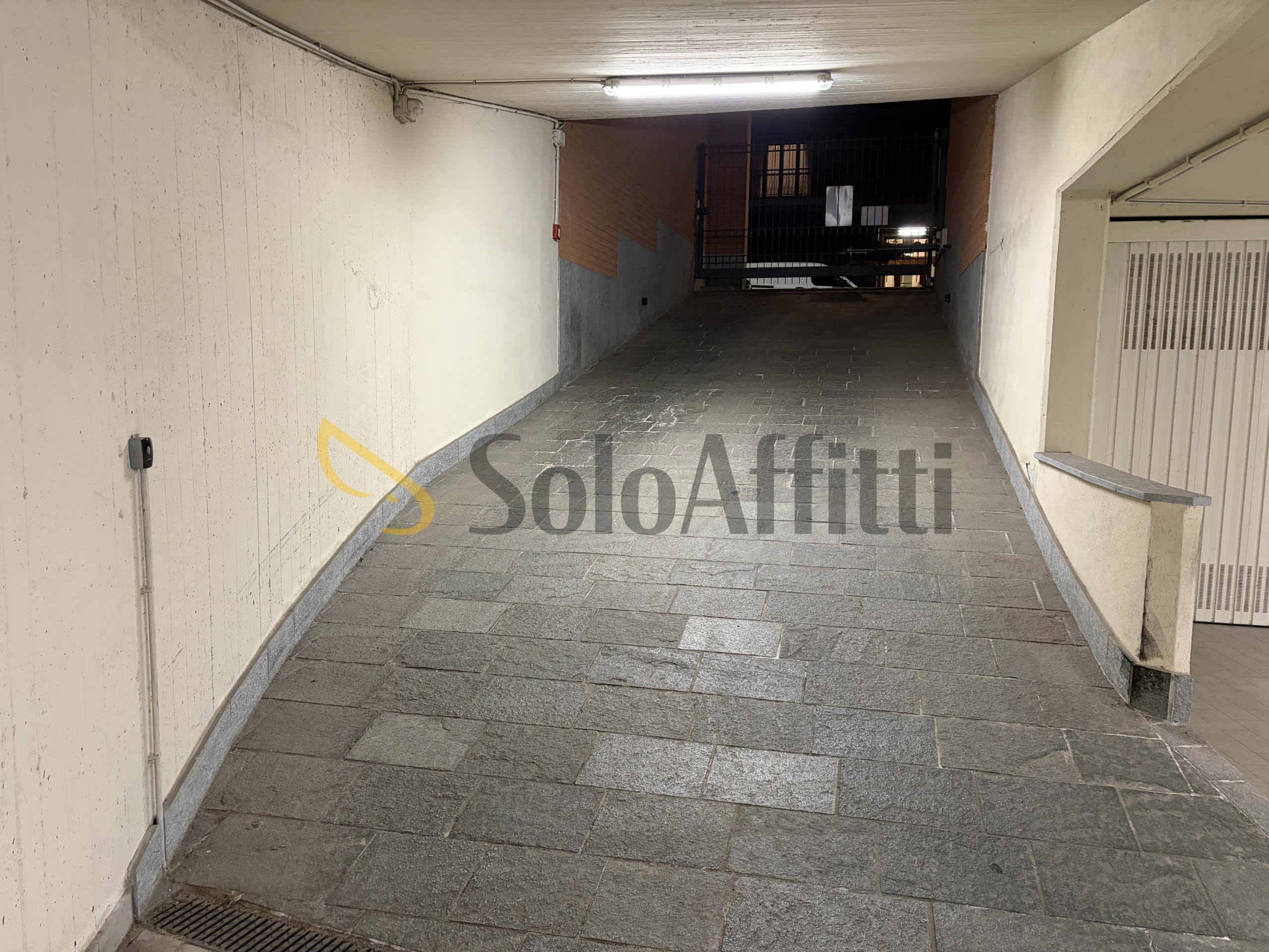 Box/Garage 35mq in affitto in strada del lionetto 38, Torino