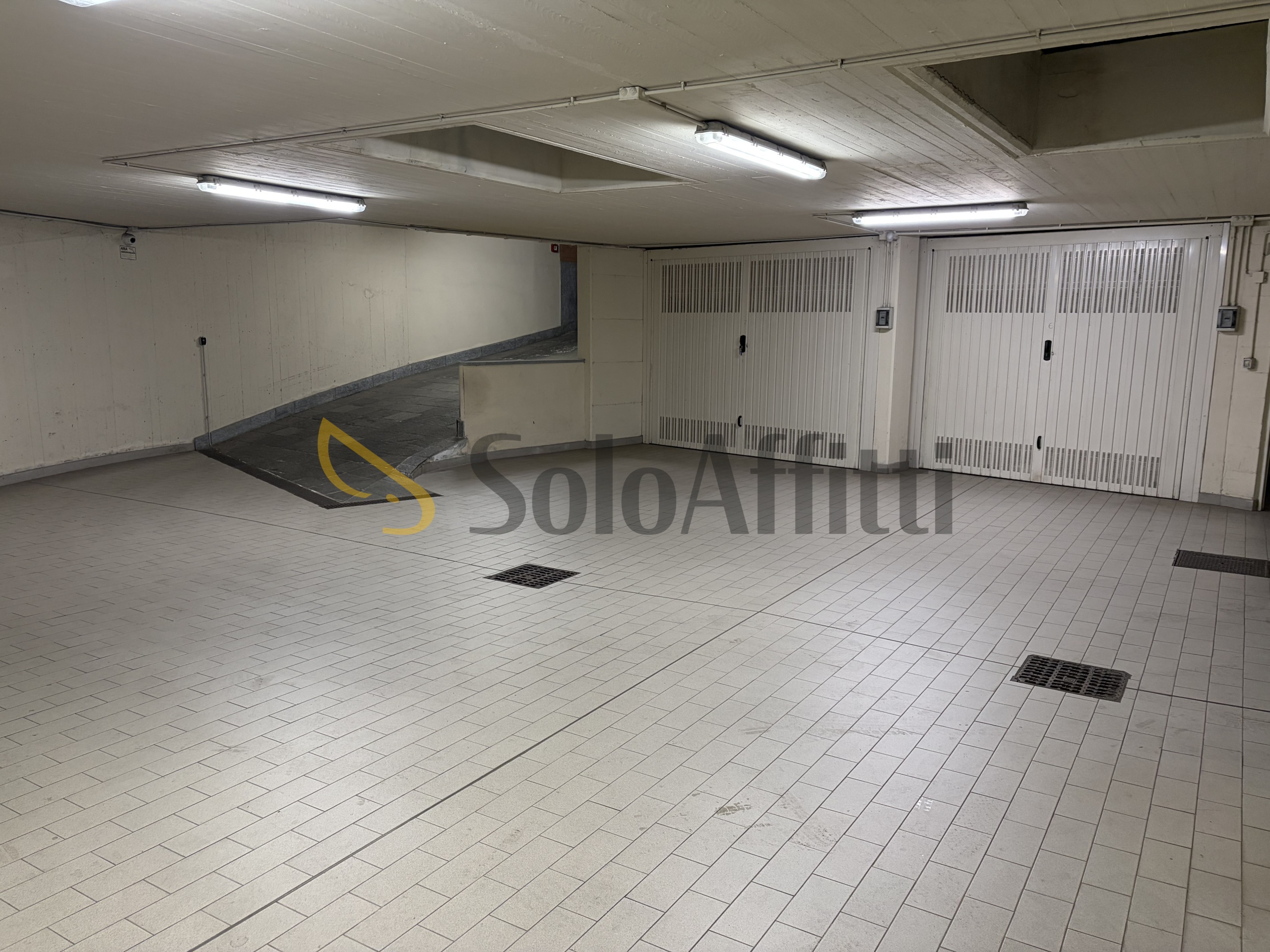 Box/Garage 35mq in affitto in strada del lionetto 38, Torino