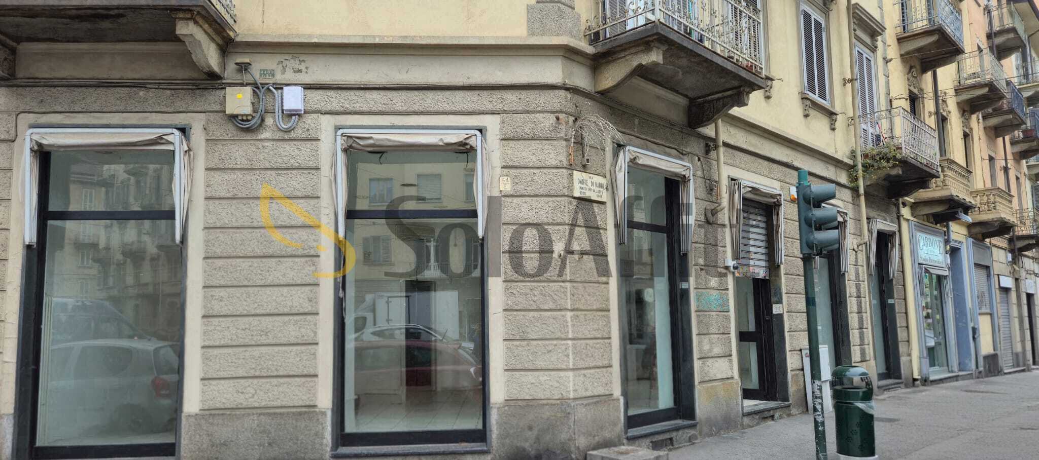 Locale commerciale ristrutturata in via dante di nanni 64, Torino