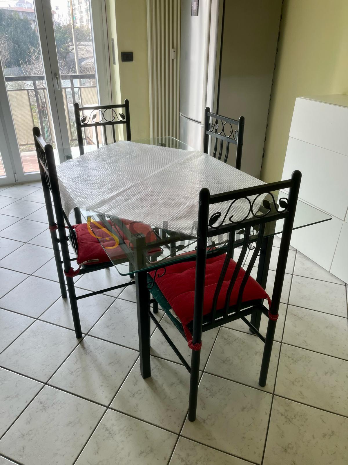 Trilocale ristrutturato in via lucca 32, Torino