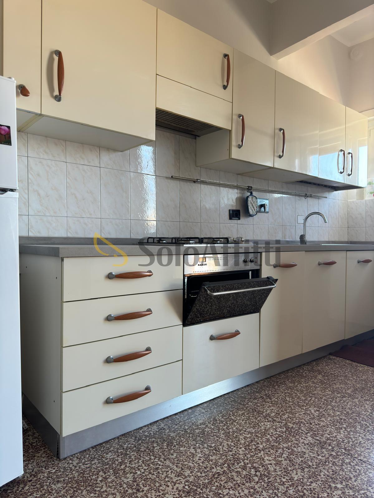 Trilocale in affitto in via francesco de sanctis 100, Torino