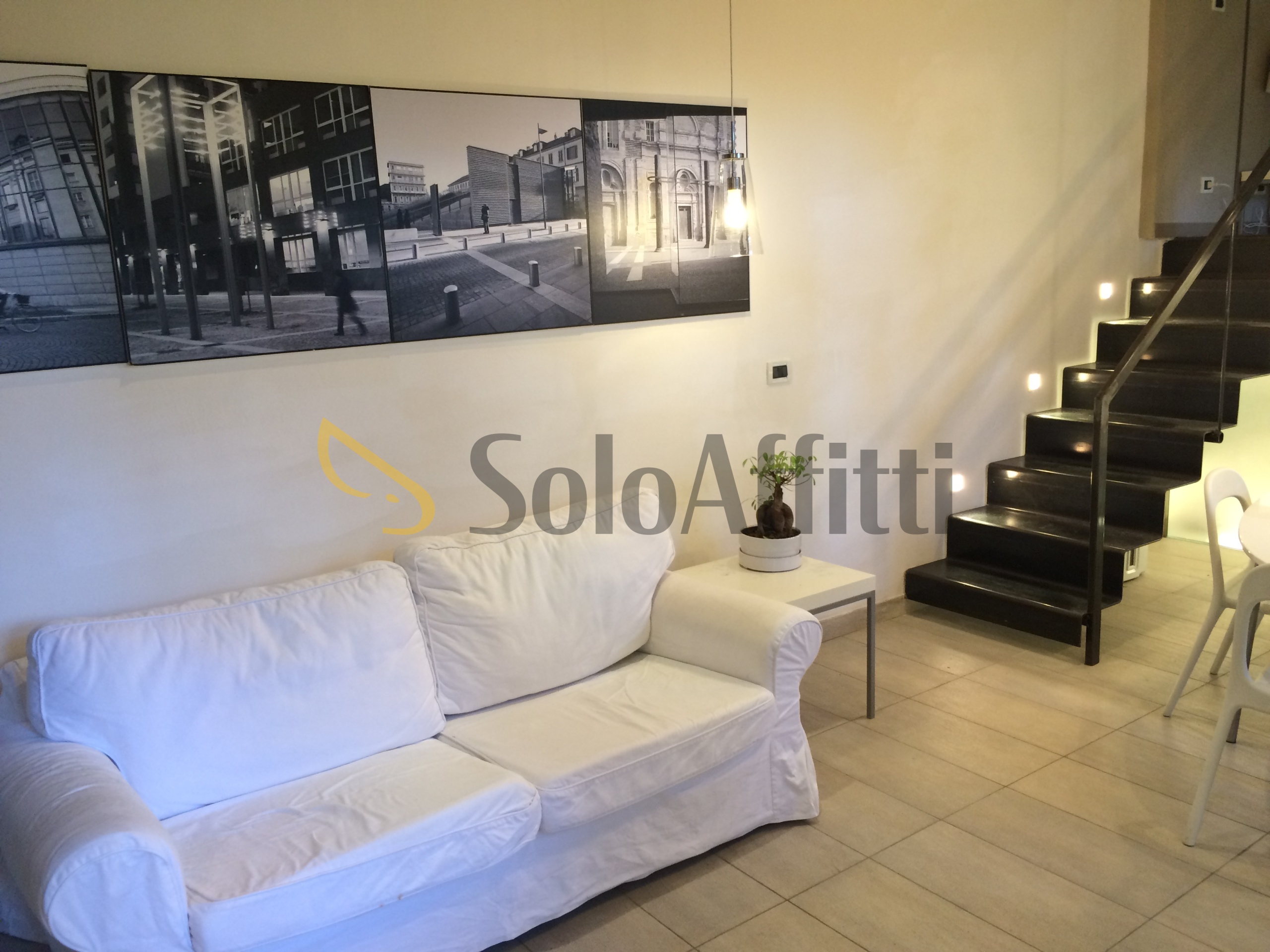 Bilocale ristrutturato in corso casale, Torino