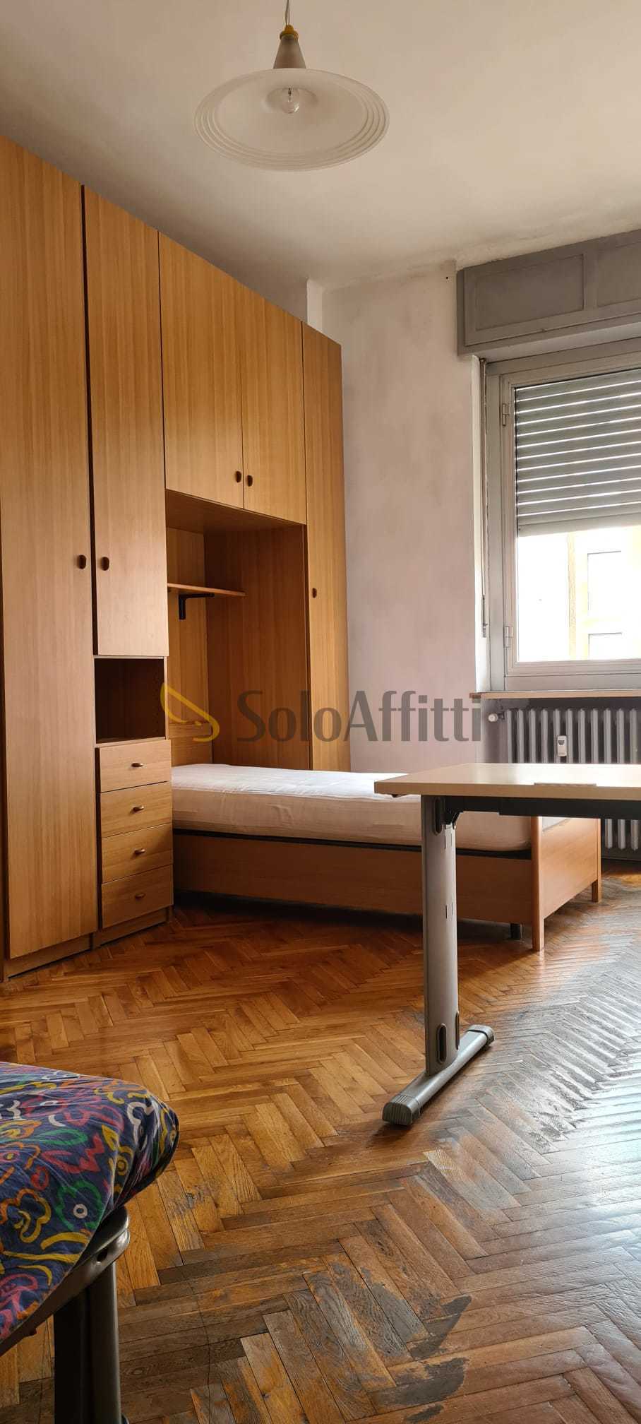 Trilocale ristrutturato in via pietro cossa, Torino