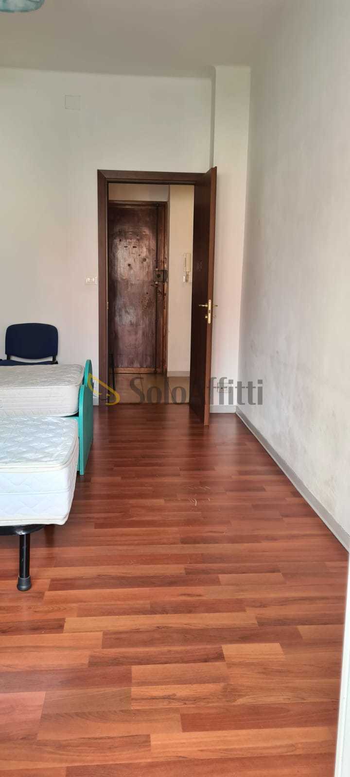 Trilocale ristrutturato in via pietro cossa, Torino