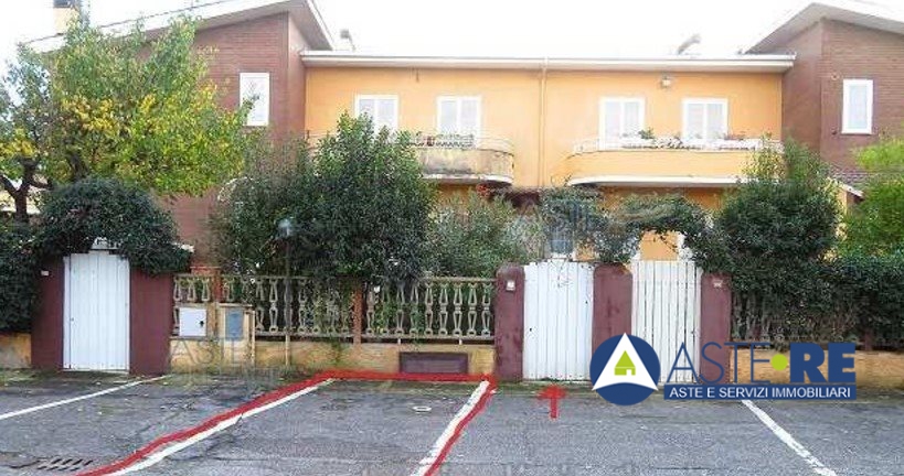 Villa in vendita a Ladispoli