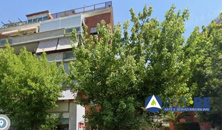 Quadrilocale in vendita a Roma