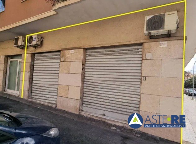 Capannone in vendita a Roma