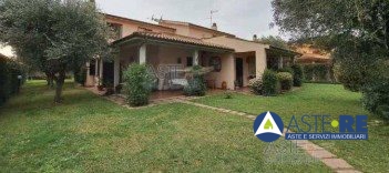 Villa in vendita a Tarquinia