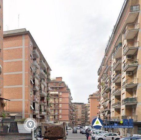Locale commerciale in vendita a Roma