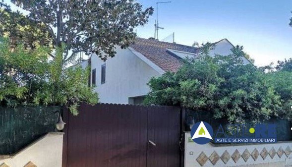 Villa in vendita a Tarquinia