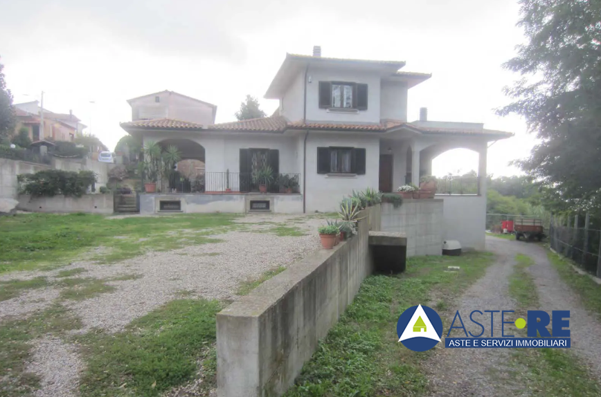 Quadrilocale in vendita, Montefiascone zepponami