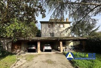 Appartamento in vendita a Viterbo