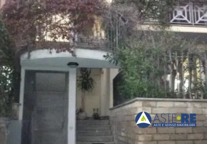 Trilocale in vendita, Viterbo san martino al cimino