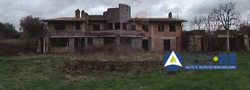 Stabile/Palazzo in vendita a Viterbo