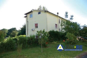 Trilocale in vendita a Bassano Romano