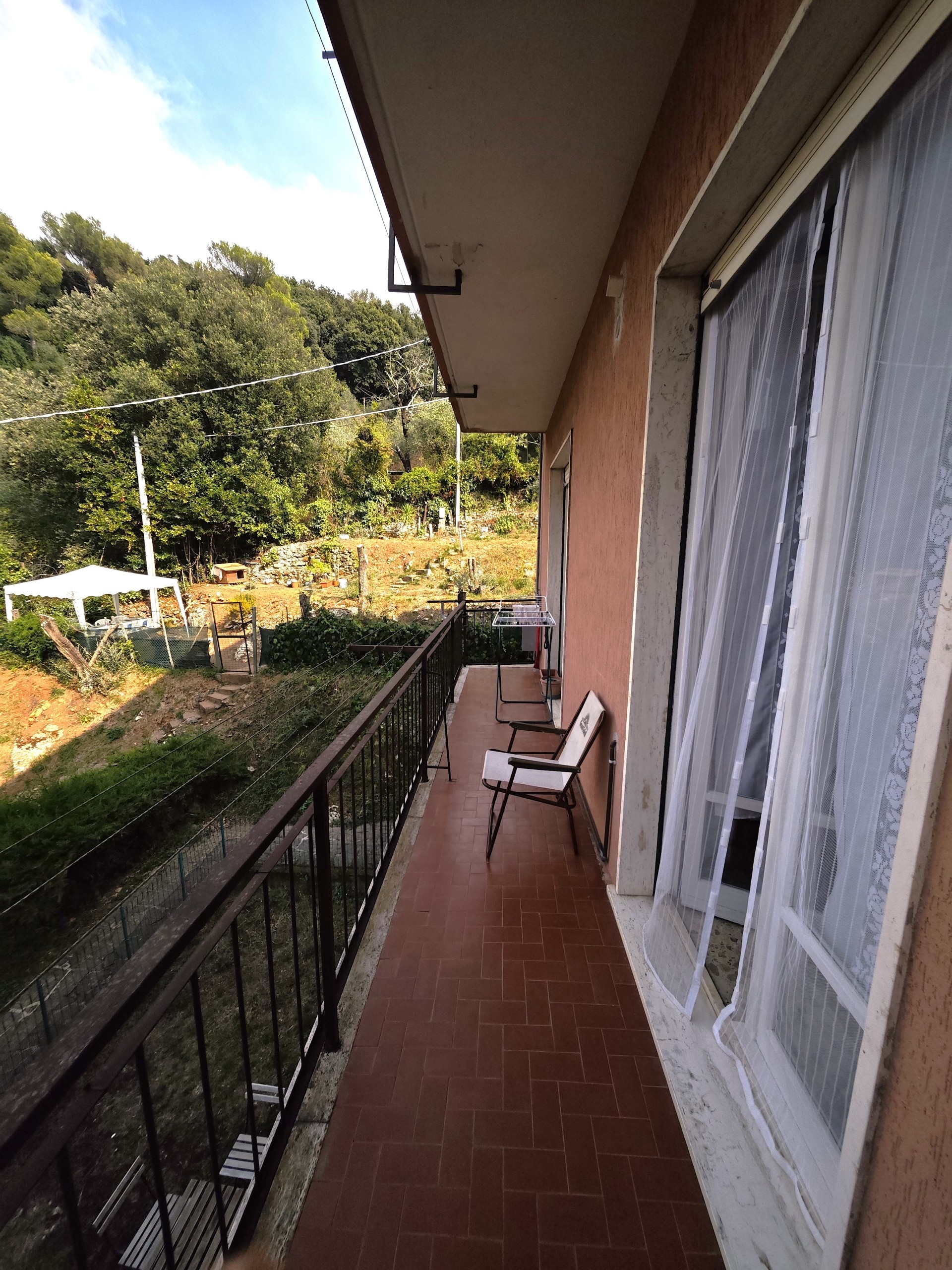 Quadrilocale con giardino a Lerici