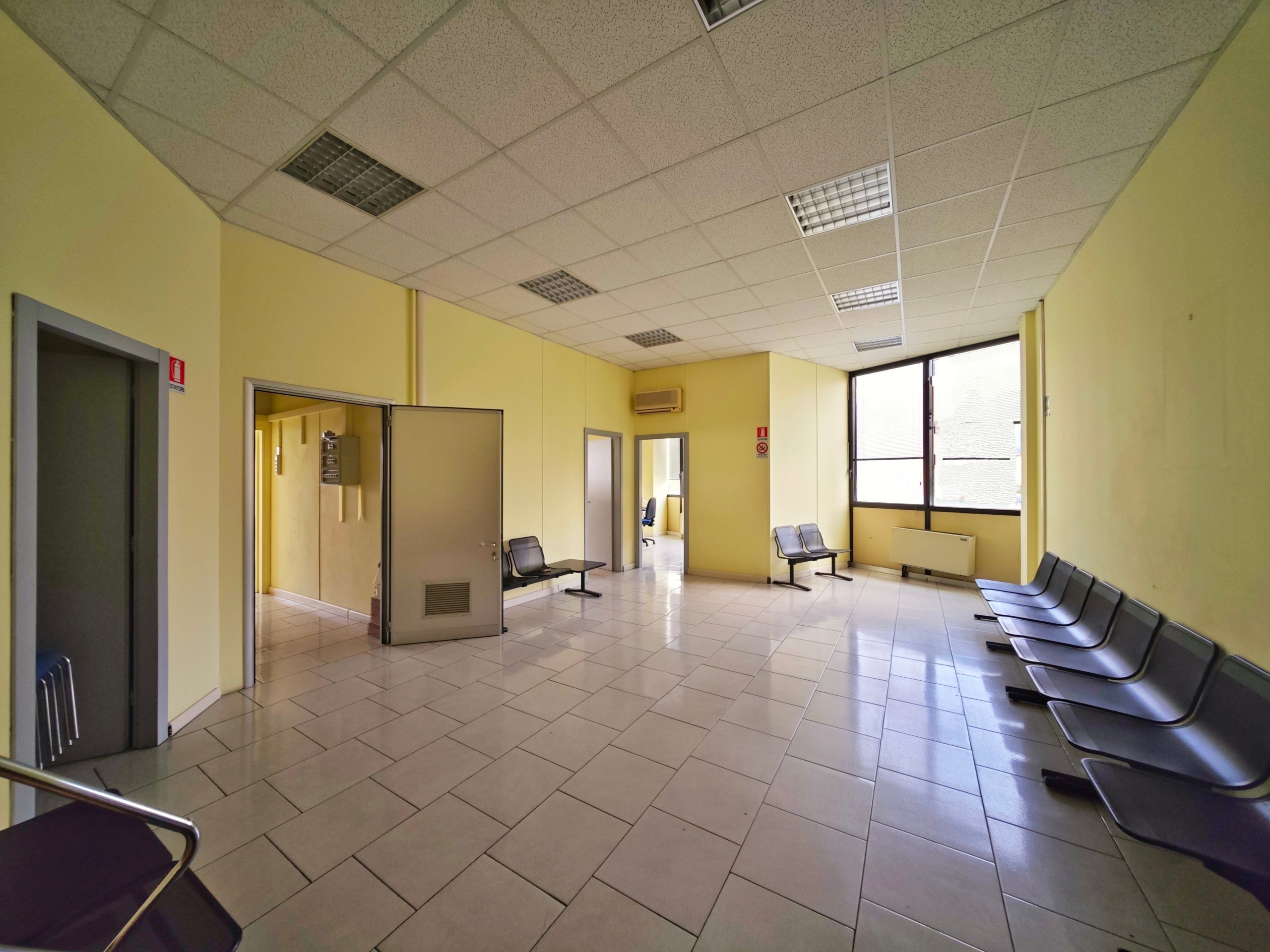 Ufficio in vendita in via brigata partigiana ugo muccini 92, Sarzana