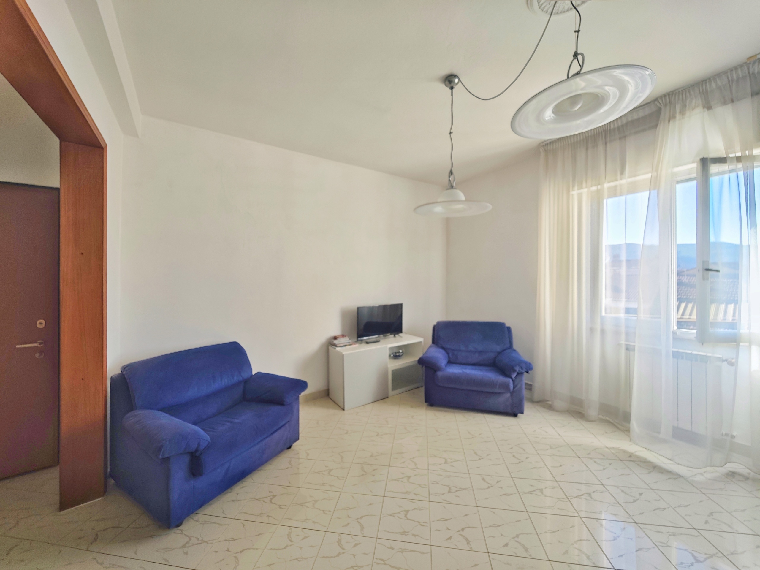 Appartamento con terrazzi in piazza giacomo matteotti 8, Sarzana